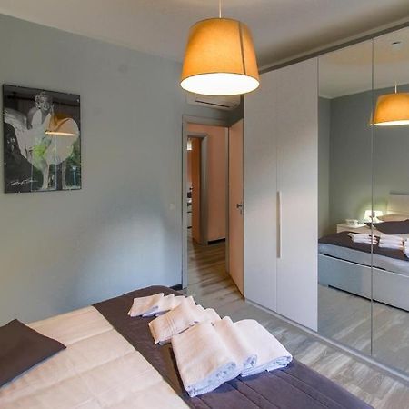 Liguria Apartments Pietra Ligure Bagian luar foto